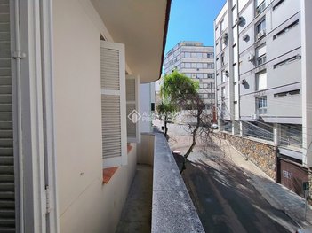 apartment em Rua General Cipriano Ferreira, Centro Histórico - Porto Alegre - RS