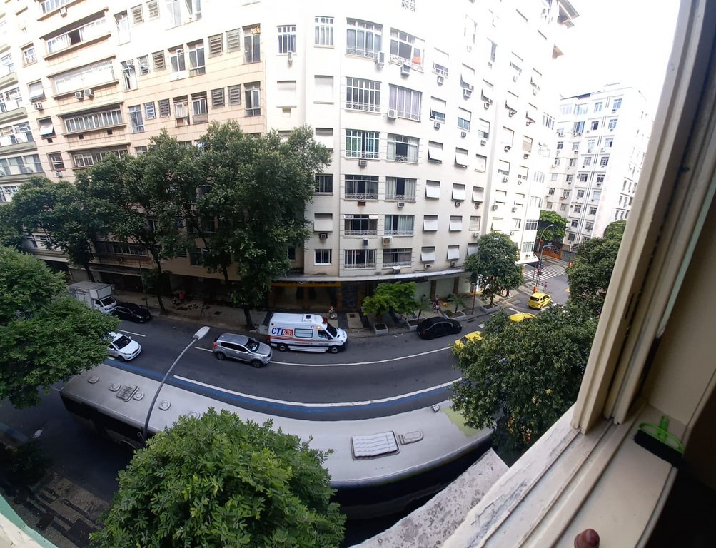 Condomínio Edificio Lucie Danon - Rua Barata Ribeiro, 450, Copacabana