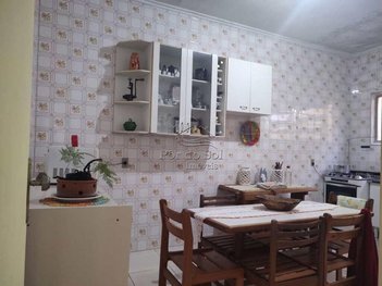 house em Rua Guaranis, Tupi - Praia Grande - SP