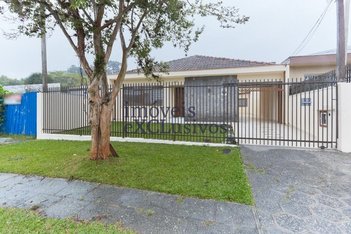 house em Rua Curupis, Santa Quitéria - Curitiba - PR
