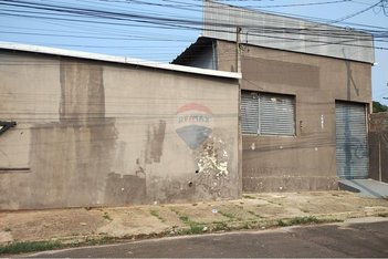 industrial em Avenida Rúbens Rúbio da Rosa, Jardim Santa Eliza - Botucatu - SP