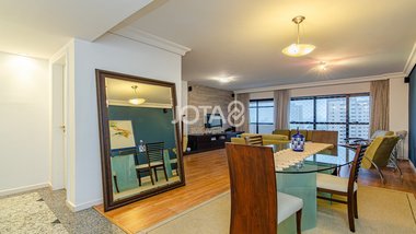 apartment em Avenida Silva Jardim, Água Verde - Curitiba - PR
