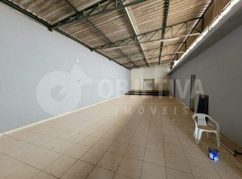 industrial em Rua Luiz Vieira Tavares, Custódio Pereira - Uberlândia - MG
