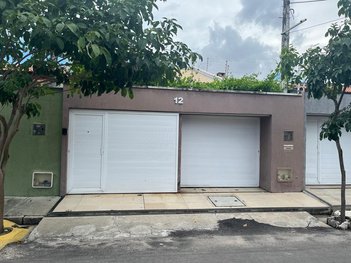 house em Rua Professor Aloysio Barros Leal, Cidade dos Funcionários - Fortaleza - CE