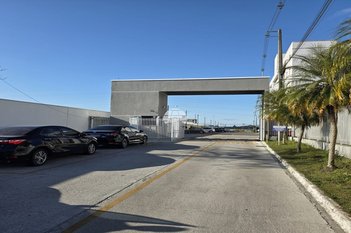 apartment em Rua Anneliese Gellert Krigsner, Iná - São José dos Pinhais - PR