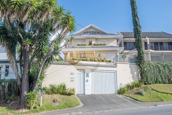 house em Rua Nilo Peçanha, Pilarzinho - Curitiba - PR