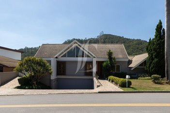 house em Avenida Ourinhos, Residencial Tamboré - Barueri - SP