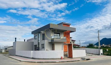 house em Avenida Nielsen Ubiratã Delfino José, Bela Vista - Palhoça - SC