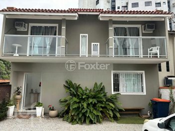 house em Rua Wilson Luz, Coqueiros - Florianópolis - SC