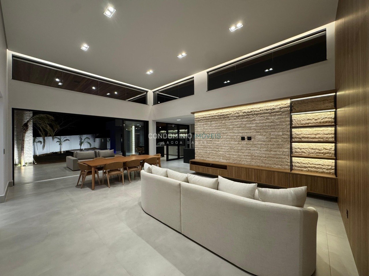 WhatsApp Image 2025-09-29 at 09.04