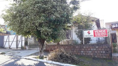house em Rua Ariovaldo Vieira de Aguiar, Nossa Senhora das Graças - Canoas - RS