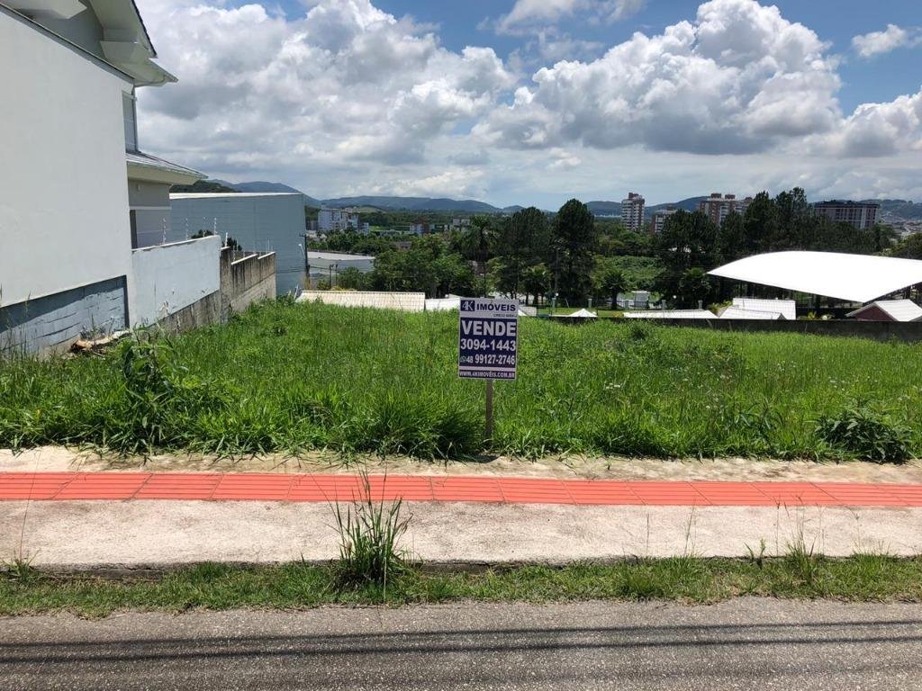Terreno à venda no Bairro Pedra Branca por 4k Imóveis imobiliária na Pedra Branca
