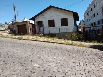 land_lot em Rua Campos Júnior, Rio Branco - Caxias do Sul - RS