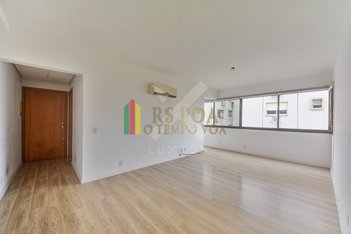 apartment em Rua São Vicente, Rio Branco - Porto Alegre - RS