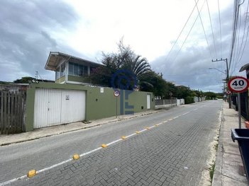 house em Rua Mandala, Lagoa da Conceição - Florianópolis - SC
