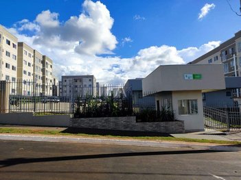 apartment em Rua Maresias, Floresta - Cascavel - PR