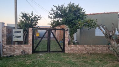 house em Rua Vereador Alfredo Cassahy, Cassino - Rio Grande - RS