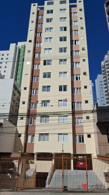 apartment em Rua Francisco Alves Guimarães, Cristo Rei - Curitiba - PR