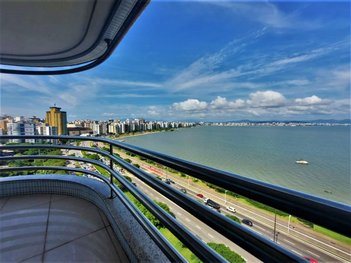 apartment em Jornalista Rubens De Arruda Ramos, Centro - Florianópolis - SC