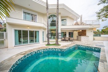 house em Avenida Estácio de Sá, São Paulo II - Cotia - SP