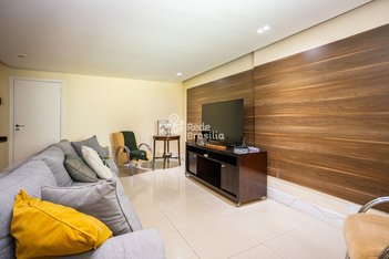 house em QNE 19, Taguatinga Centro (Taguatinga) - Brasília - DF