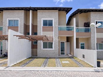 house em Avenida Santa Cecília, Guaribas - Eusébio - CE