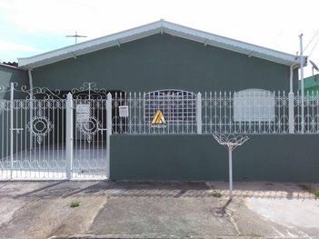 house em Rua Pedro de Azevedo, Jardim Santa Esmeralda - Hortolândia - SP
