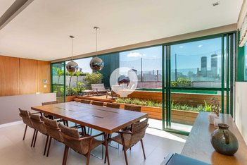 apartment em Rua Padre Anchieta, Mercês - Curitiba - PR