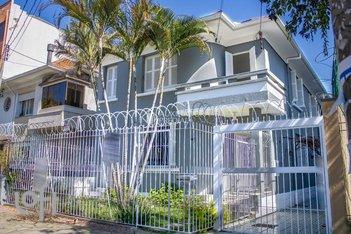 house em João Guimarães, Santa Cecília - Porto Alegre - RS