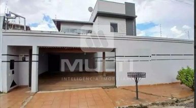 house em Rua Varsóvia, Jardim Europa - Uberlândia - MG