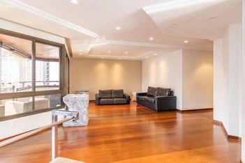 apartment em Rua Juquis, Indianópolis - São Paulo - SP