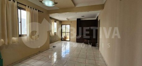 apartment em Avenida César Finotti, Santa Mônica - Uberlândia - MG