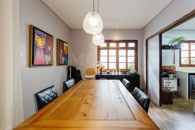 0ed8fdf9-c682-495d-8583-23c14fa7d210