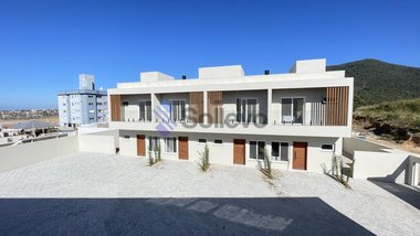 house em Rua Osvaldo de Freitas, Centro - Imbituba - SC