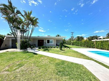 house em Avenida Jaçanã, Atlântida - Xangri-Lá - RS