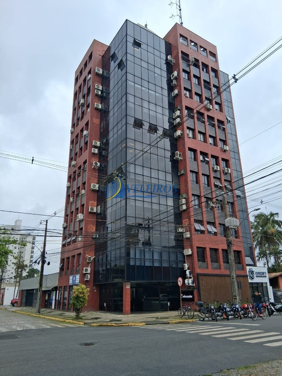 WhatsApp Image 2025-10-27 at 13.43