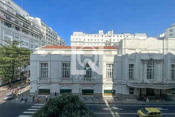 apartment em Avenida Nossa Senhora de Copacabana, Copacabana - Rio de Janeiro - RJ