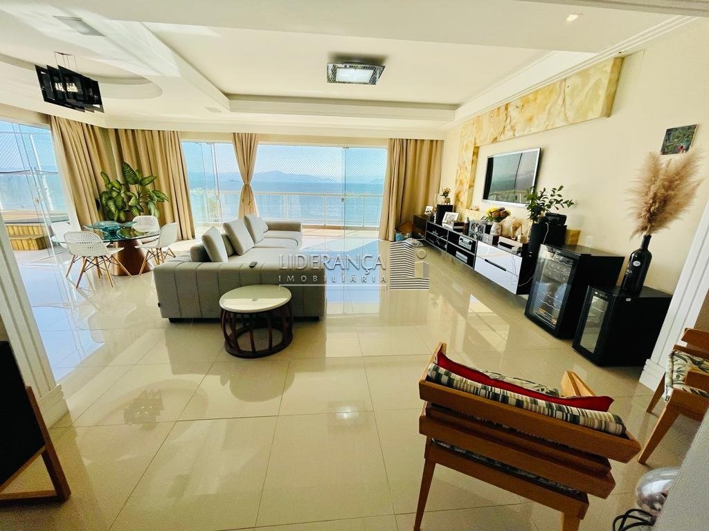 SALA (2)