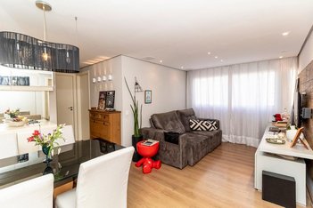 apartment em Rua Brasílio Itiberê, Água Verde - Curitiba - PR