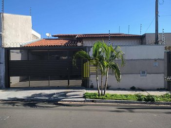 house em Rua Edevaldo Alampe, Conjunto Habitacional Duas Vendas - São José do Rio Preto - SP