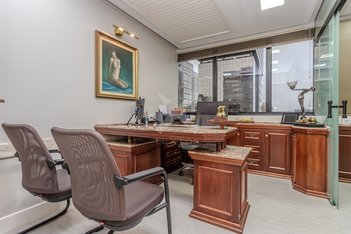 office em Avenida Carlos Gomes, Auxiliadora - Porto Alegre - RS