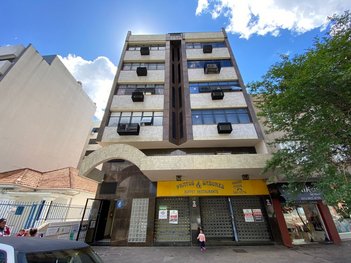 commercial_property em Açores, Passo da Areia - Porto Alegre - RS