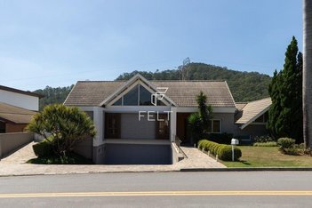 house em Avenida Ourinhos, Residencial Tamboré - Barueri - SP