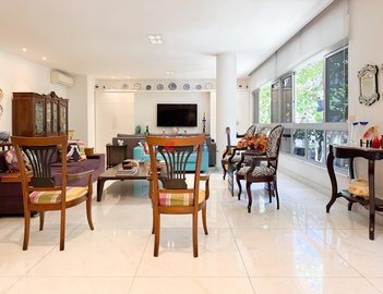apartment em Rua General Venâncio Flores, Leblon - Rio de Janeiro - RJ