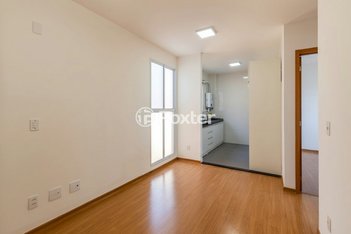 apartment em Avenida Família Gonçalves Carneiro, Cavalhada - Porto Alegre - RS