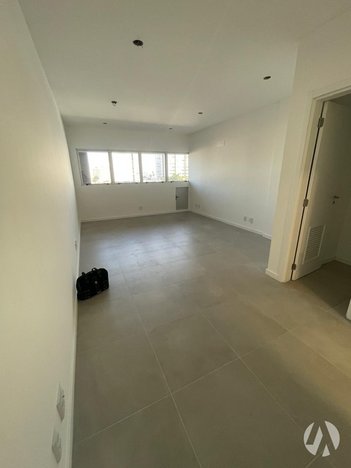 office em Avenida Santa Catarina, Balneário - Florianópolis - SC