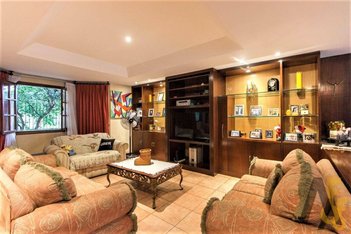 house em Estrada da Urucanga, Anil - Rio de Janeiro - RJ