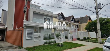 house em Rua Carlota Straube de Araújo, Boa Vista - Curitiba - PR