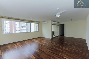 apartment em Rua Pedroso Alvarenga, Itaim Bibi - São Paulo - SP