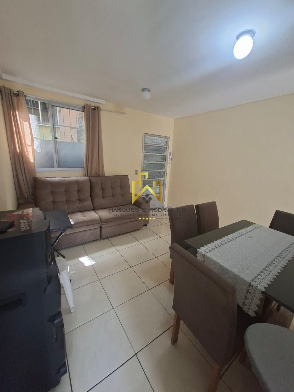 Apartamento com 2 quartos — Santa Mônica, Belo Horizonte